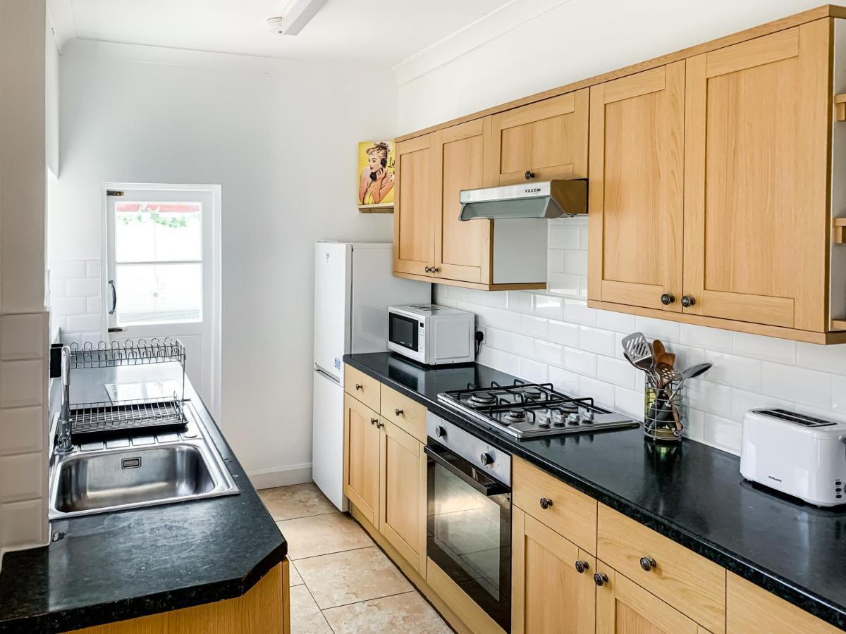 Waverley Lodge - Quaint Victorian Home With Free Parking York Esterno foto