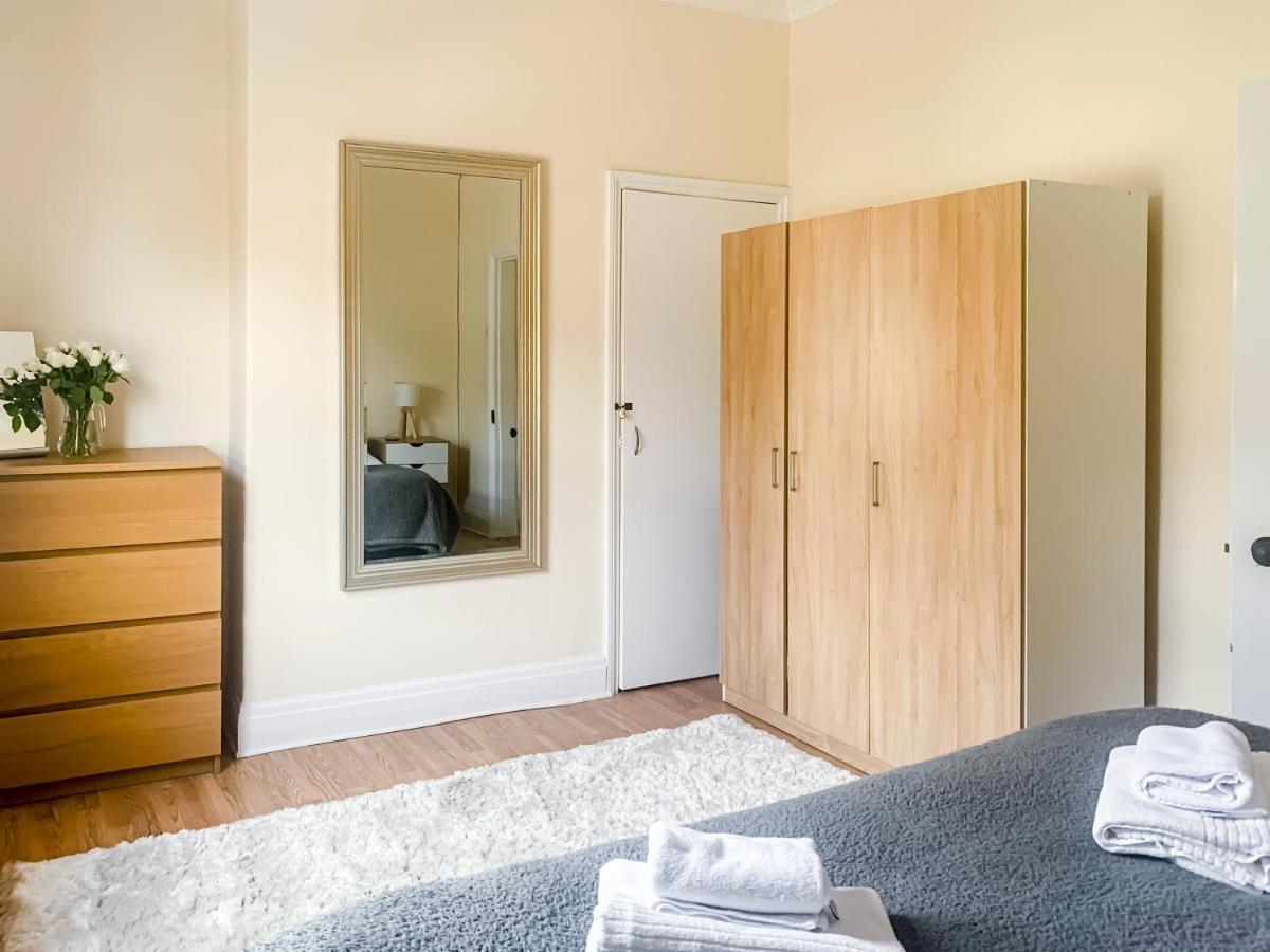 Waverley Lodge - Quaint Victorian Home With Free Parking York Esterno foto