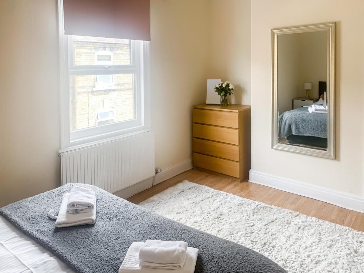 Waverley Lodge - Quaint Victorian Home With Free Parking York Esterno foto