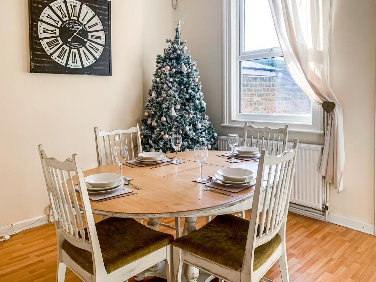 Waverley Lodge - Quaint Victorian Home With Free Parking York Esterno foto
